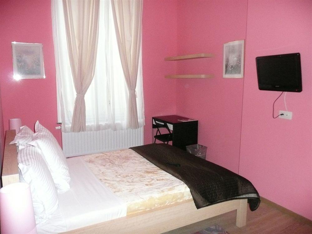 Hotel Du Parlement Ixelles Ngoại thất bức ảnh